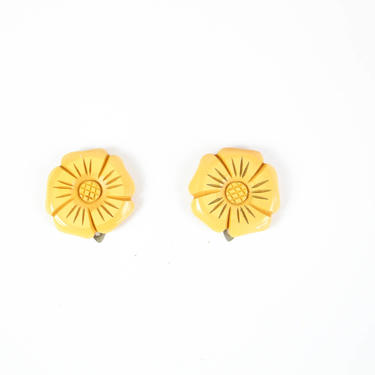 Vintage Art Deco Carved Yellow Flower Plastic Celluloid Dress Clips Pair Hair Clip 