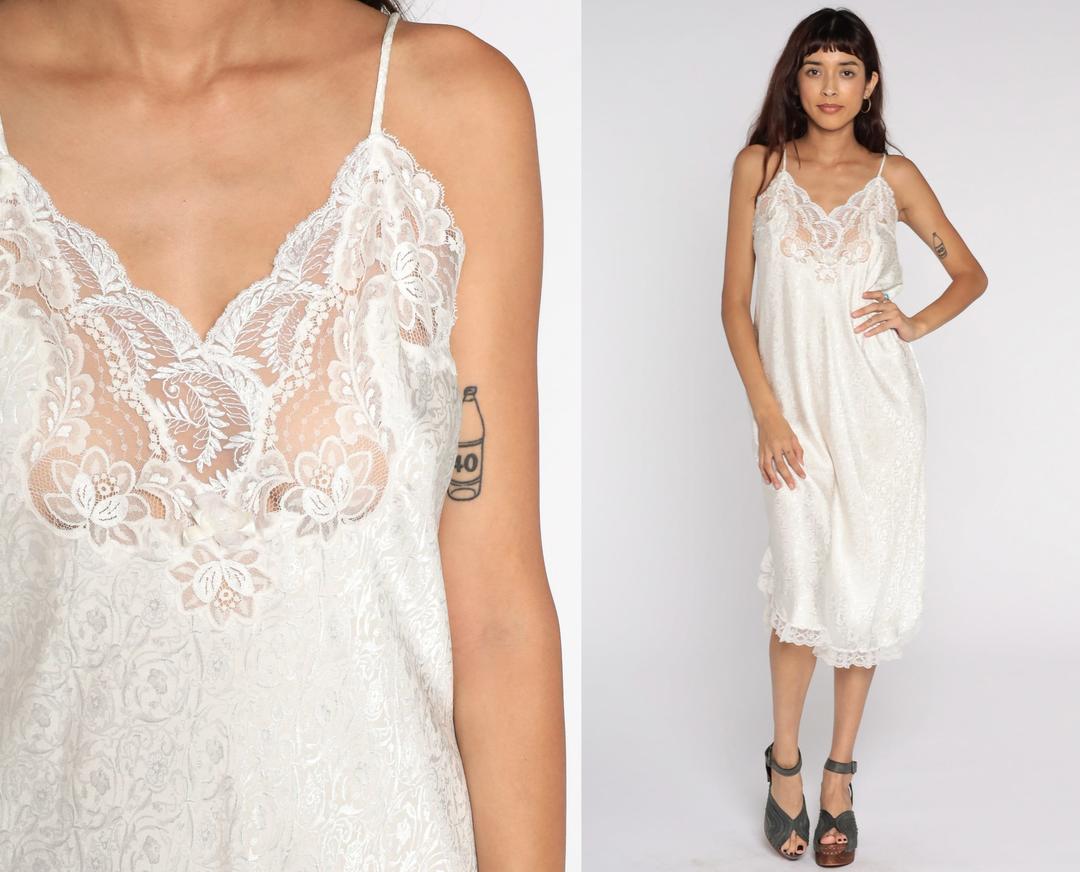 Christian Dior Lace Midi Dress in White — UFO No More