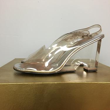 1970s shoes, clear acrylic, vintage heel, see through, cantilever style, size 6, open toe, unusual, avant garde, mod shoes, cocktail heels 