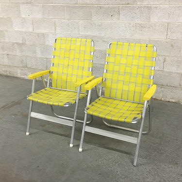 LOCAL PICKUP ONLY ———— Vintage Aluminum Folding Chairs 