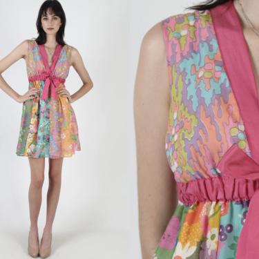 Vintage Abstract Watercolor Material / 70s Bright Pink Mod Dress / 1970s Garden Party Patchwork / Deep V Neck Bow Tie Mini Dress 