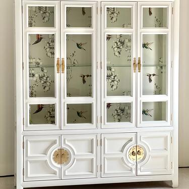 Chinoiserie China Cabinet - In White Dove 