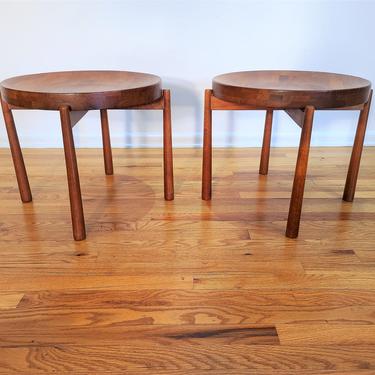 Mid Century Dux Pair of Side Tables 