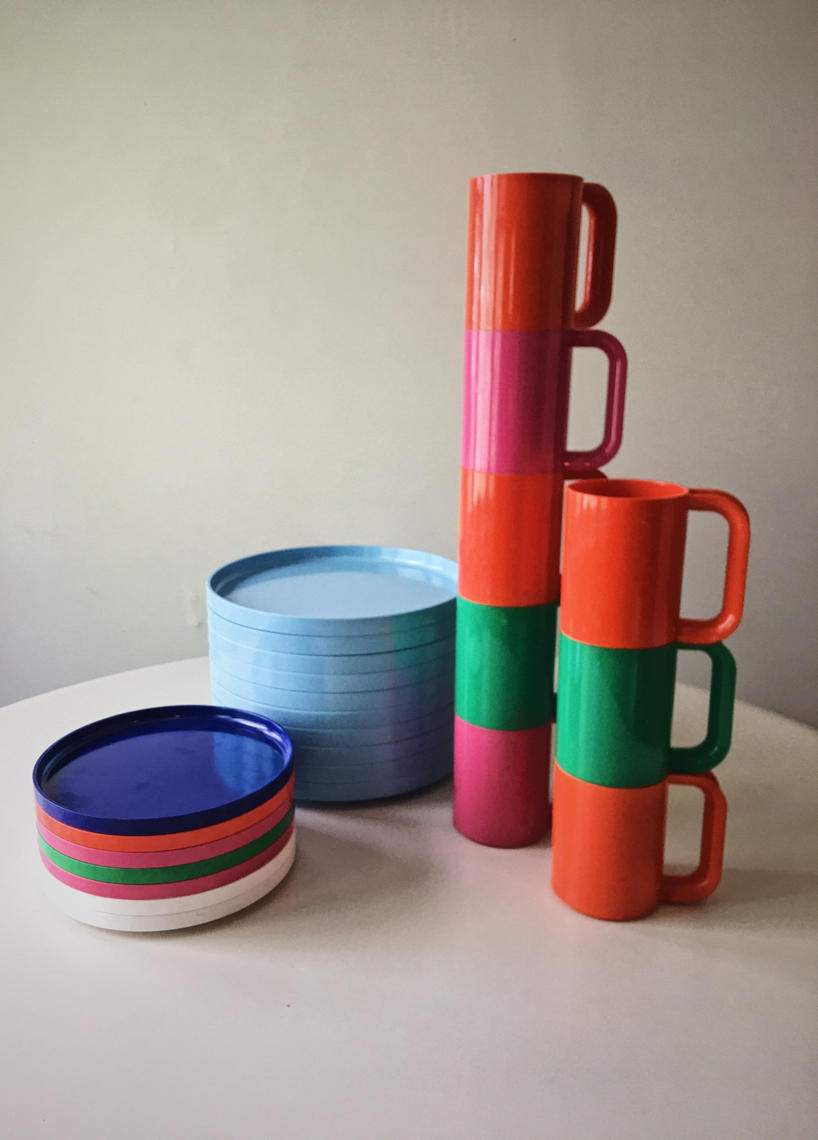 8 Heller Vignelli Cups Mid Century Original Plastic Italian Kartell