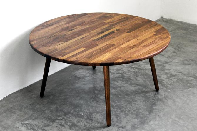 Large 34" Round Walnut Coffee Table - Classic Mid Century ...