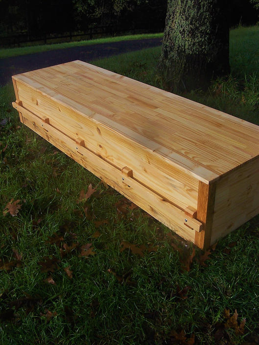 Free Shipping Plain Pine Box Pine Coffin Strong Oaks