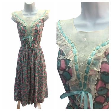 Vintage VTG 1940s 1950s 40s 50s Pink Blue Patterned Sheer Sweet Day Dress 