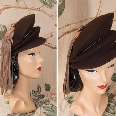 1940s Hat - Phenomenally Unique Accordion Sculpted Vintage 40s Hat with Decadent Fringe Knot and Drape 