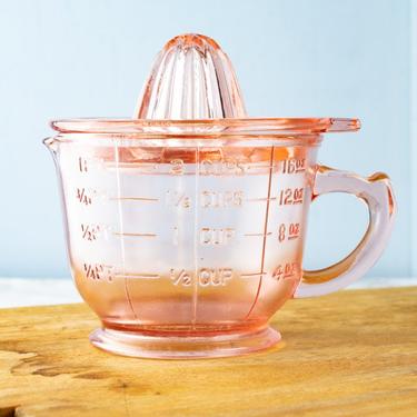 RARE Ribbed Pink Depression 2 Cup Measuring Glass w/ Spout