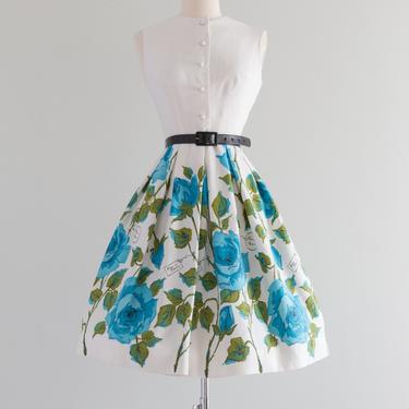 1950's Novelty Print Blue Roses Cotton Dress With Script / XS