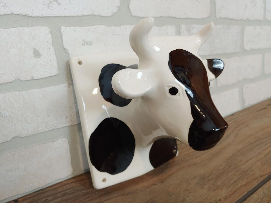 Ceramic cow head towel holder hotsell