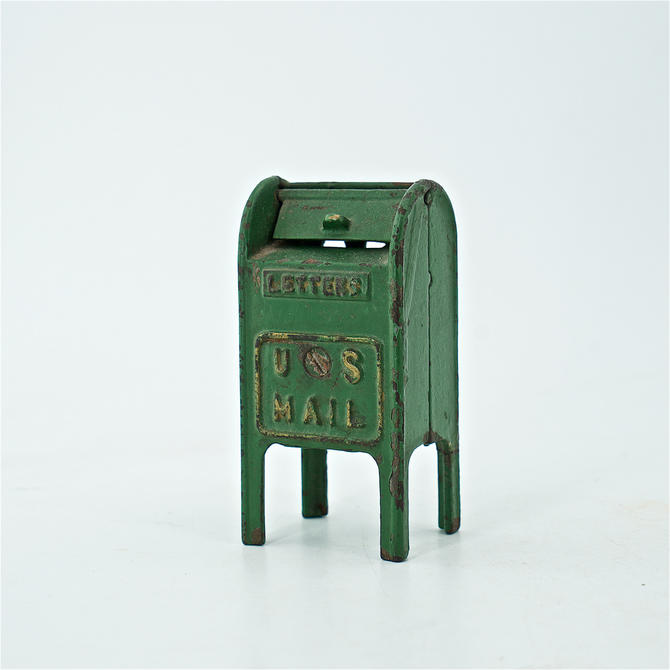 Antique 1920s Hubley Cast Iron Mailbox Bank Mail Box #1527