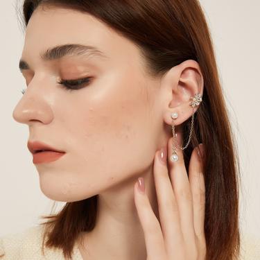 juliet gold ear cuff chain earring, Minimalist zc flower Chain ear cuff earring, gold Long Chain with Ear Cuff Earrings, Chain Earrings cuff 