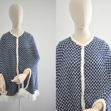 1970s Navy and White Sweater Knit Cape 