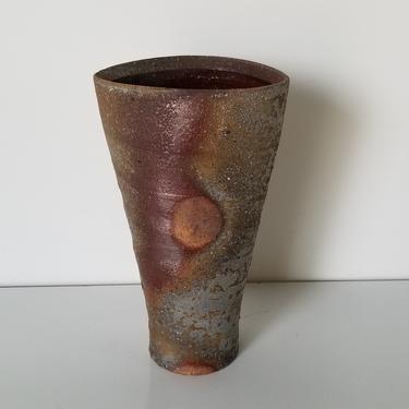 Mid-Century Rustic Texture Art Pottery Vase . 