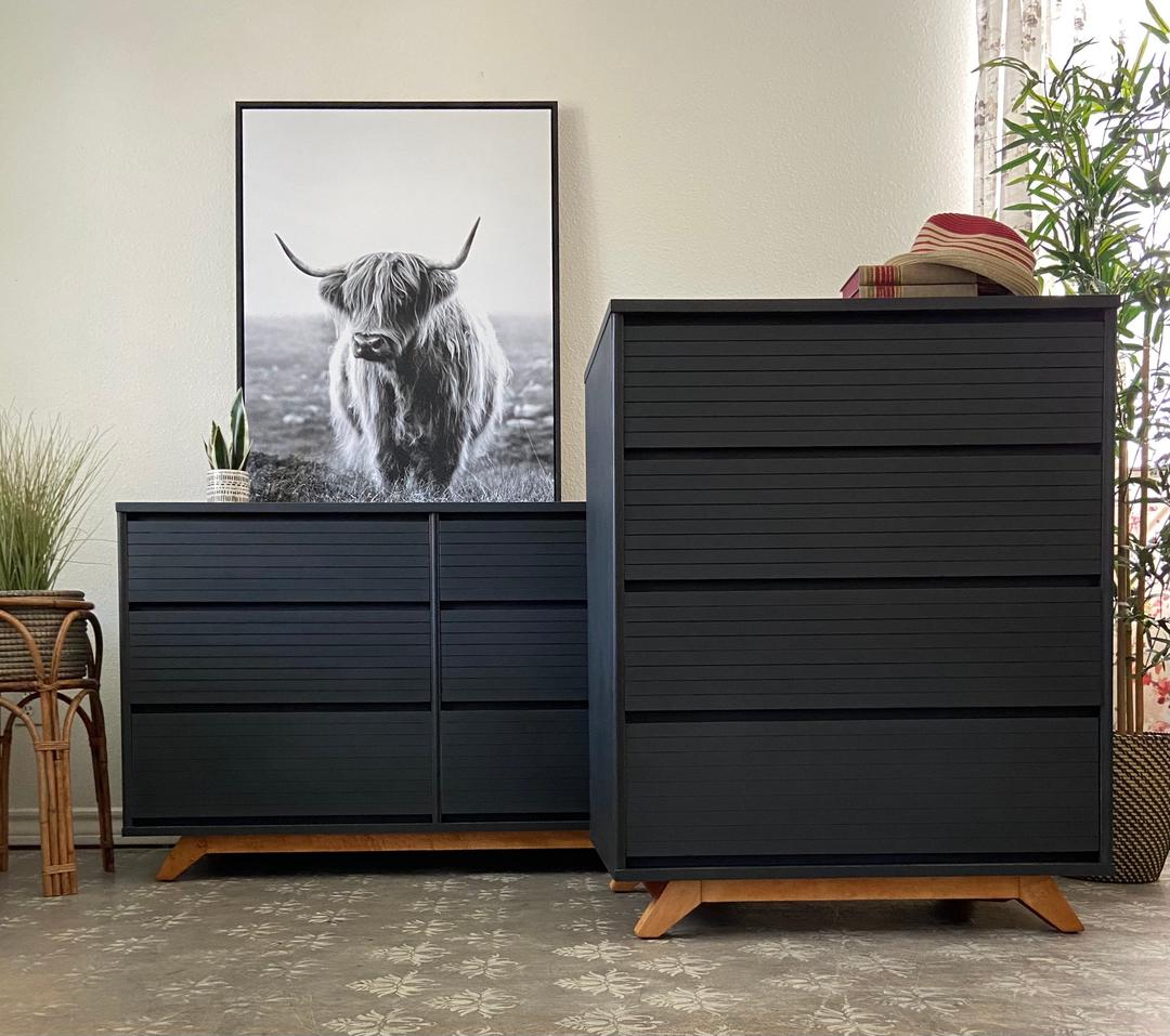 Vintage Mid Century Modern Bedroom Set Dresser Chest by Thomasville