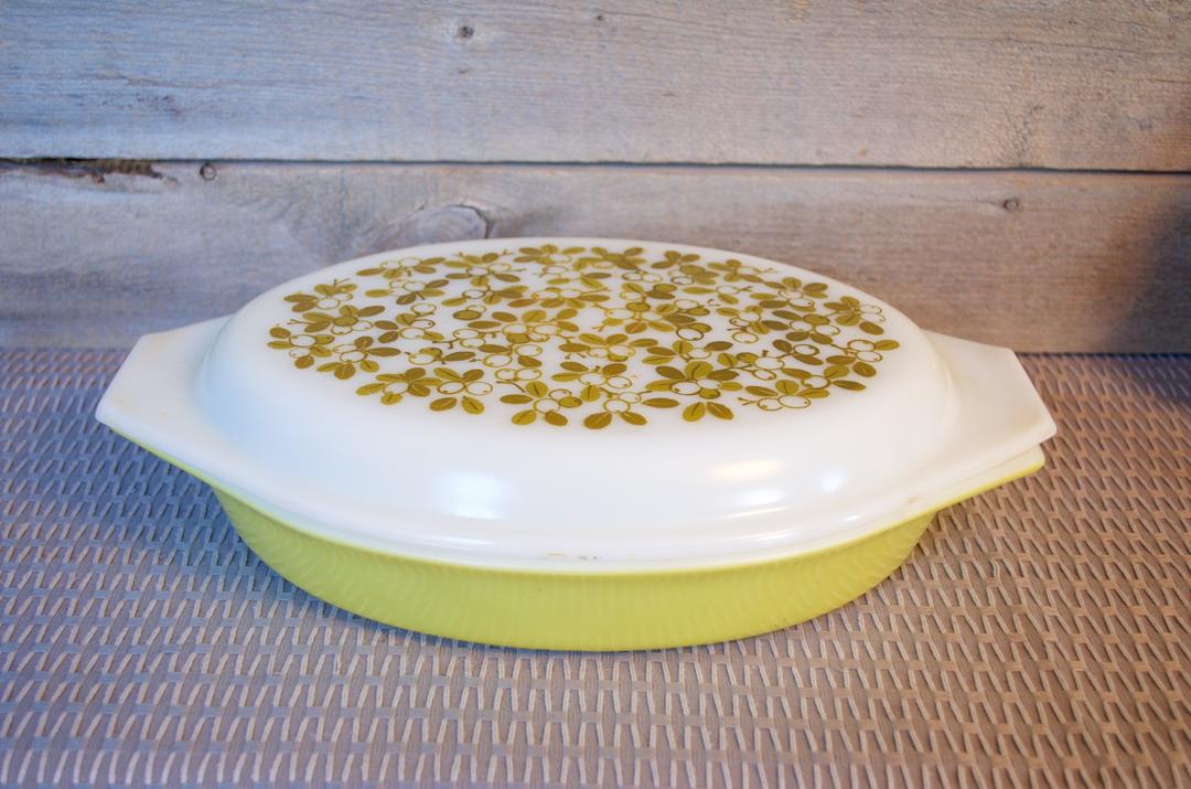 Pyrex Verde Divided Casserole Dish 1 Qt With Lid 