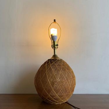 Wicker Sphere Table Lamp 