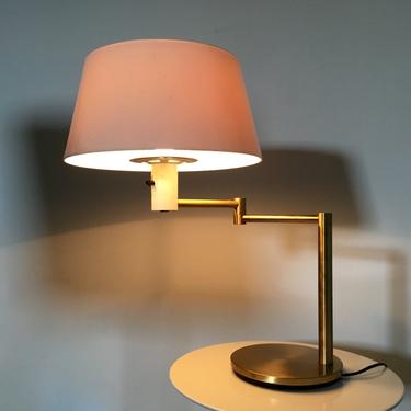 Rare Vintage Gerald Thurston For Lightolier Mid Century Modern Brass Swing Arm Table Desk Lamp 