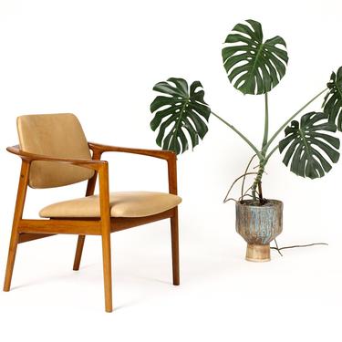 Danish Modern / Mid Century Teak Arm Chair — Folke Ohlsson for Dux — Tan leather 