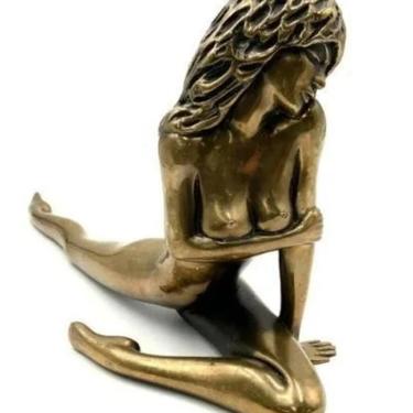 Limited Edition Tom Bennett Hand-Signed & Numbered "Autumn" Bronze Nude Female Dancer Sculpture