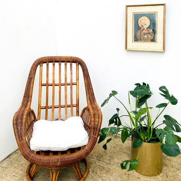 Wicker & Rattan Rock + Swivel Chair