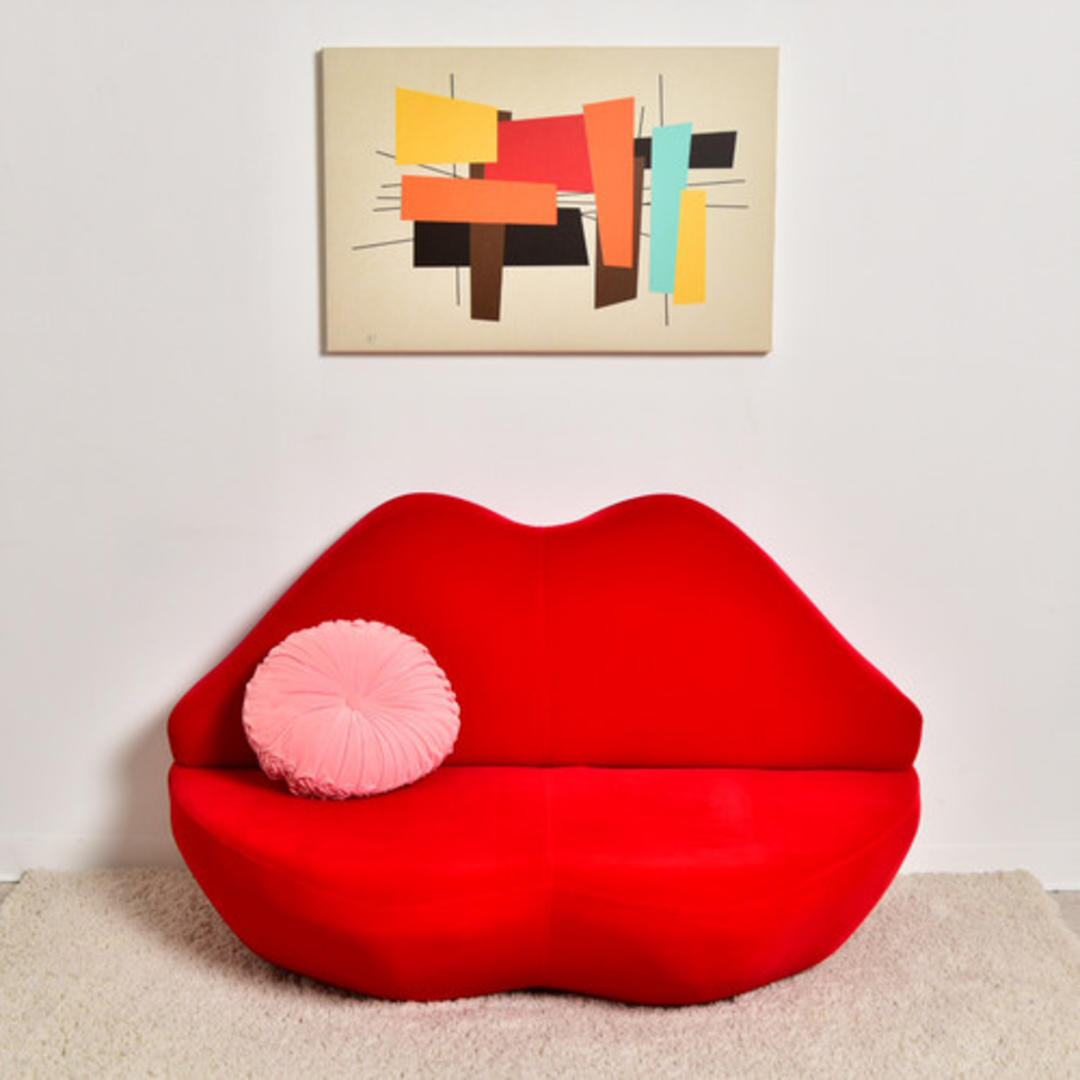 Red Lips Loveseat Sunbeam Vintage Highland Park Los Angeles, CA