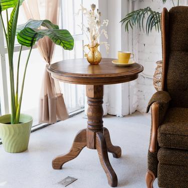 Vintage Oak Pedestal End Table