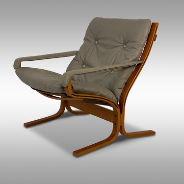 Siesta Lounge Chair by Ingmar Relling for Westnofa, Circa 1960s - *Please ask for a shipping quote before you buy. 