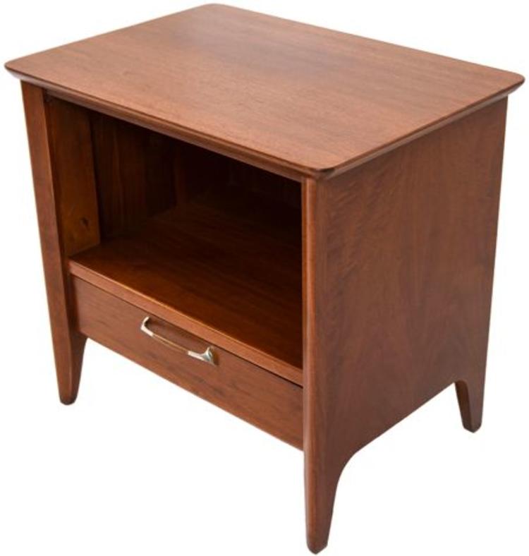 Mid Century Modern Drexel Side Table / Nightstand Modern Mobler
