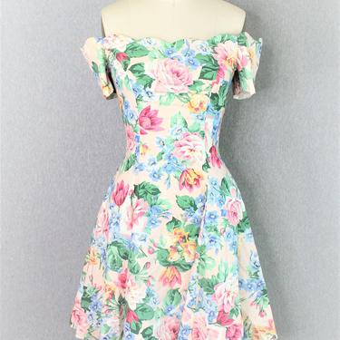1990's - "Tea for Two" - Floral - Party Dress - Cottagecore - A-line  - Pink - Rose Print - Estimated size XS /2 ish - by Roberta 