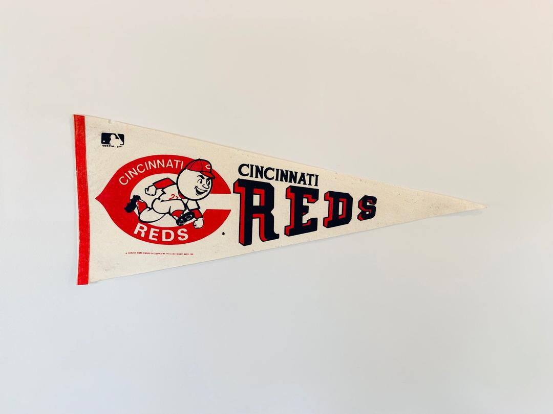 Cincinnati Reds Vintage Baseball Pennant Official MLB Felt Full Size 30 inch