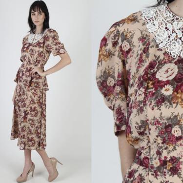 Rose Floral Print Dress / Romantic Tiny White Lace Collar / Vintage 80s Country Peplum Waist Dress / Delicate Crochet Romantic Midi Maxi 