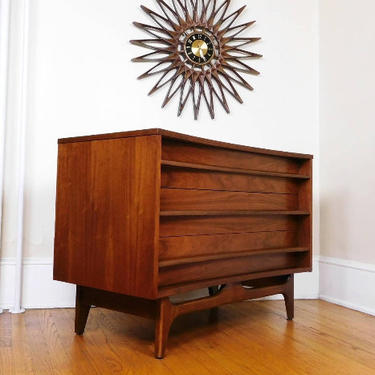 Mid Century Modern Walnut Curved Front Dresser / Credenza (PureVintageNYC) 