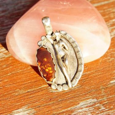 Vintage Signed Fire Agate Sterling Silver Nude Figure Pendant, Hammered Silver Frame, Nude Woman Pendant, Unique Brown Gemstone, 1 3/4&amp;quot; 