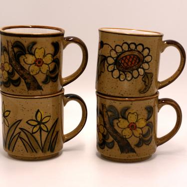 vintage set of speckled stoneware mugs/yellow flowers/set of four 