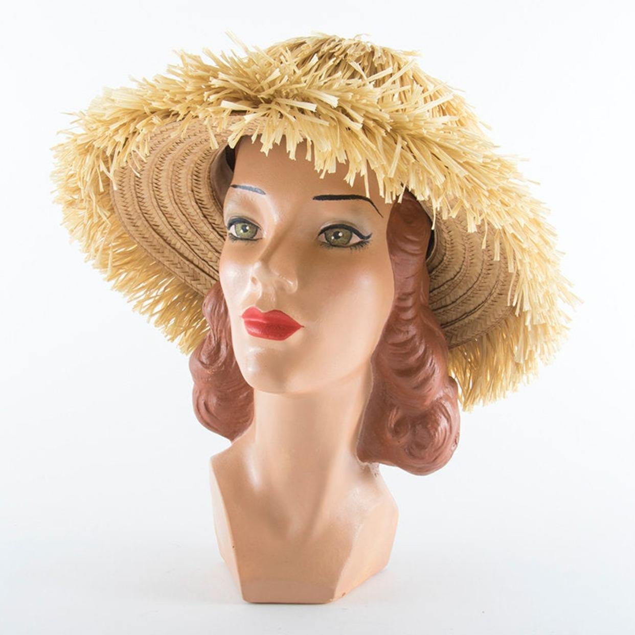 RARE Vintage 1950s PINK Mohair Fringe Tiki Summer Straw Sun Hat - Made in Italy Vintage Womens Tiki  main image 2