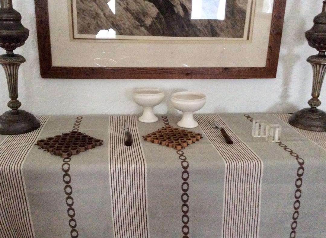 MidCentury Modern Tablecloth Table Runner Perfect for your MCM