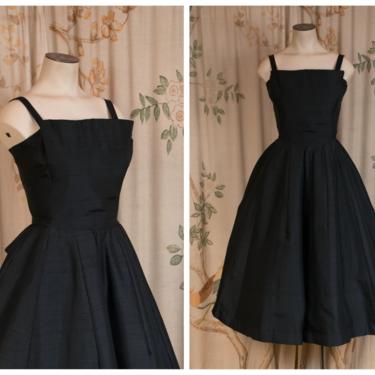 1950s Dress - Incredible Suzy Perette 50s Cocktail Dress in Raw Silk with Structured Skirt and Layered Petticoats 