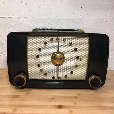 1948 Zenith AM Radio, Electronically Restored 6D815Y 