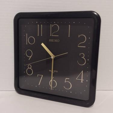 Vintage Seiko Wall Clock Quartz Movement Home Decor 9x9 