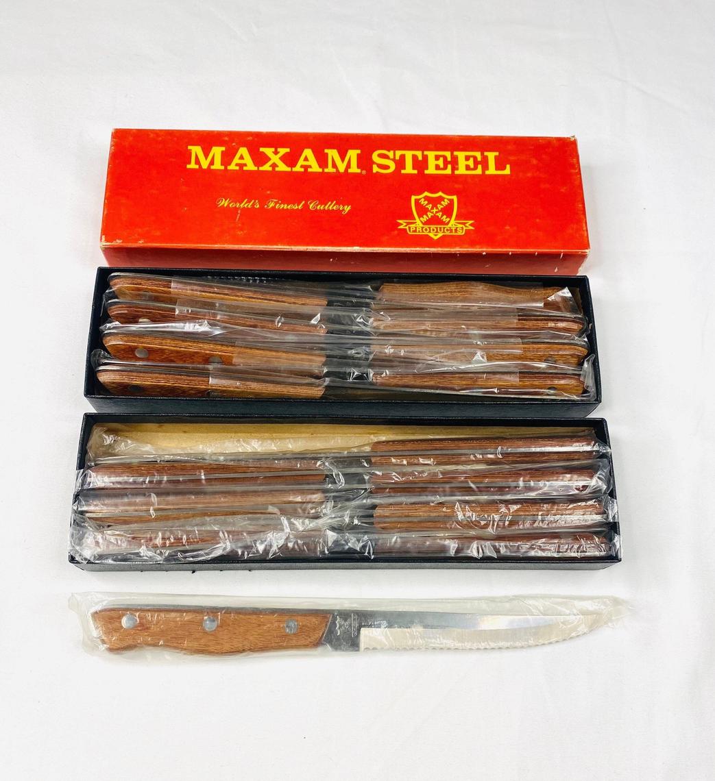 Set of 8 Vintage MCM Japan Stainless Steel Steak Knives Full Tang