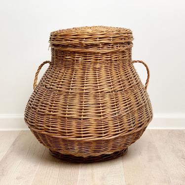 Large Antique Woven Wicker Fishing Basket Creel Trap with Lid