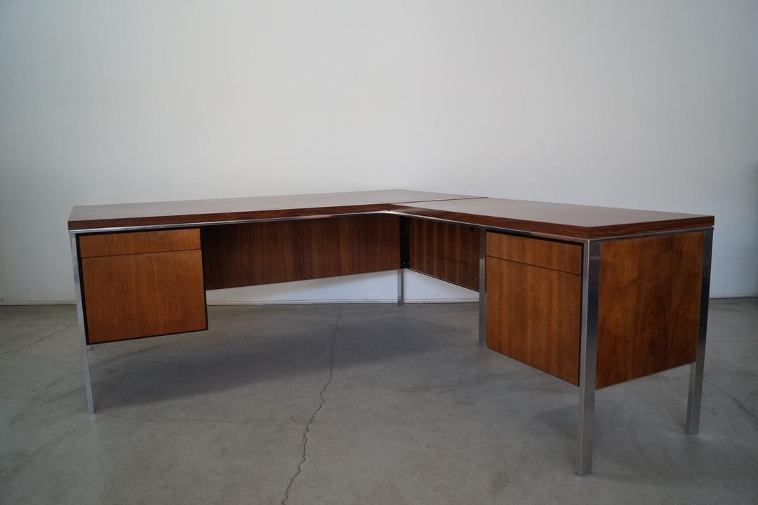 1960's Midcentury Modern Two Piece Executive LShaped Desk Cyclic