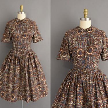 vintage 1950s dress | Adorable Paisley Print Short Sleeve Cotton Full Skirt Shirt Dress | Medium | 50s vintage dress 