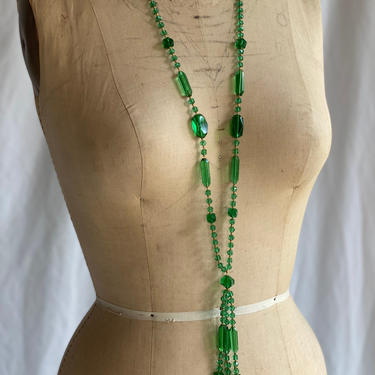 1920's Green Glass Necklace / Chrystal Faceted Long Glass Necklace / Art Deco Czech Glass Long Necklace with Fringe 