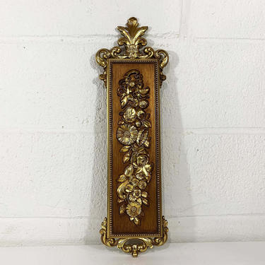 True Vintage Syroco Plastic Wall Hanging Floawers Gold 1950