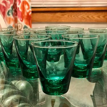 Emerald Green Cocktail Glasses - Set of 11 