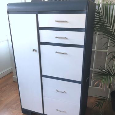 Armoire/Cabinet