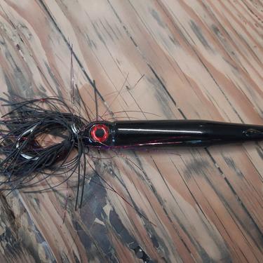 Fly Lure, Small -Black Resin